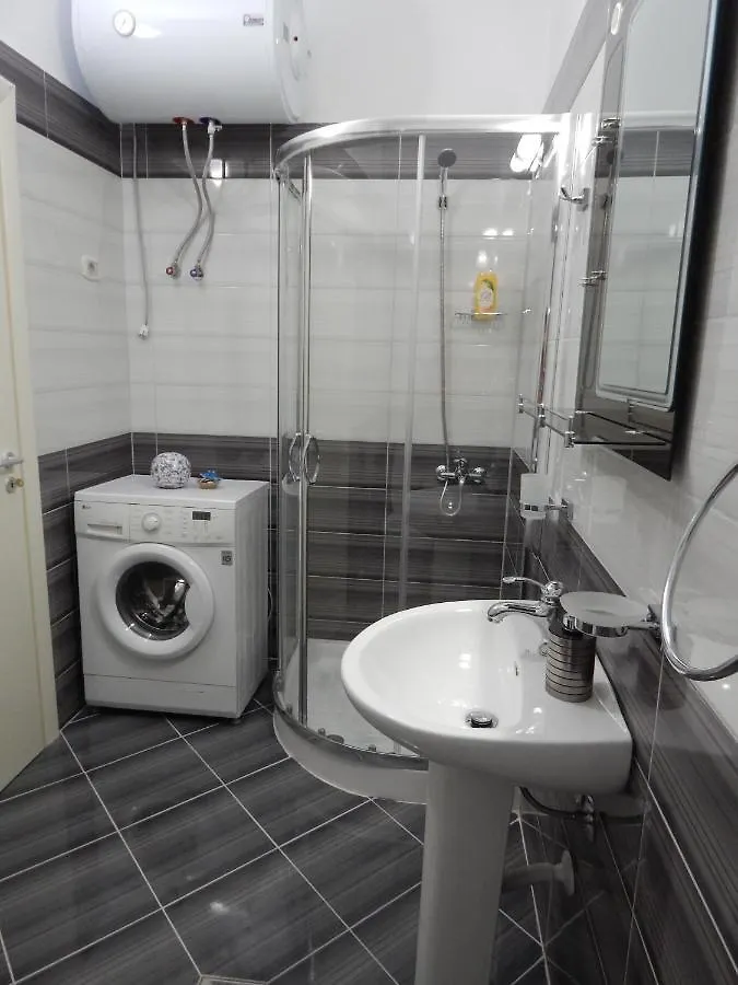 Modern Spacious 1 Bedroom Flat Next To The Beach Vlorë 0*,